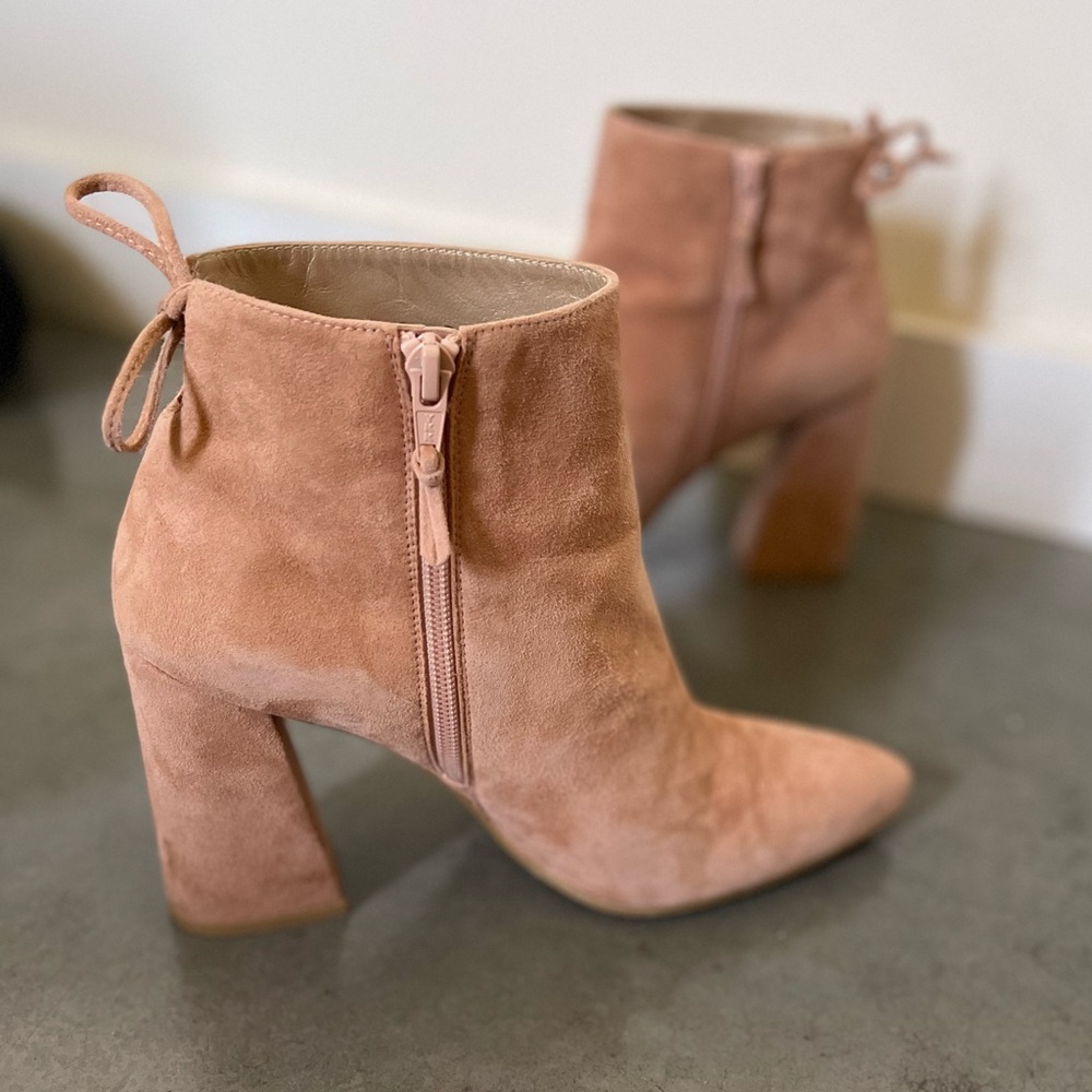 Stuart Weitzman Grandiose - Adorable Peachy Pink Suede Leather Boots